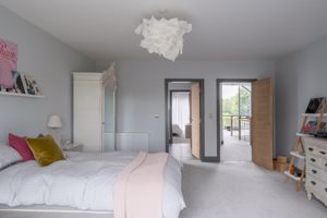 Photo 18- click for photo gallery